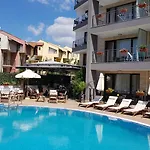 Appart hôtel Aria Complex 3*