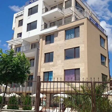 Lejlighedshotel Aria Complex 3*