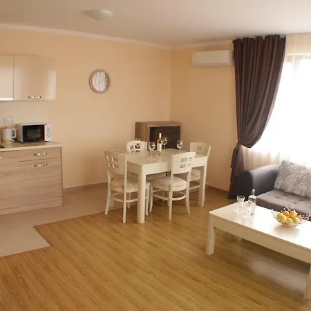 Aria Complex Lejlighedshotel 3*