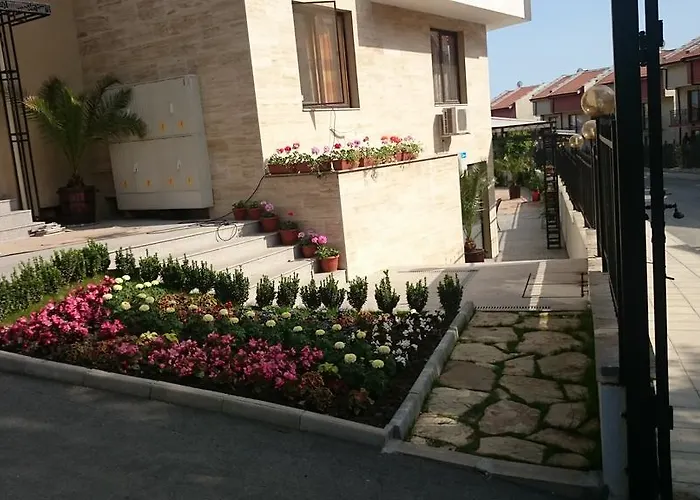 Aria Complex 3* سفيتي فلاس